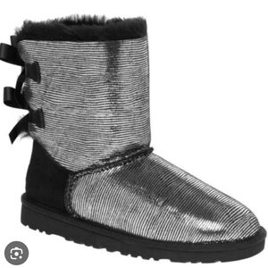 Size 5 - UGG Bailwy Bow Shimner Navy Blue Boots